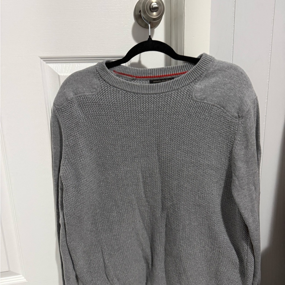 Banana Republic Gray Crewneck Sweater
